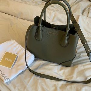 Michael Kors Small Mercer Gallery